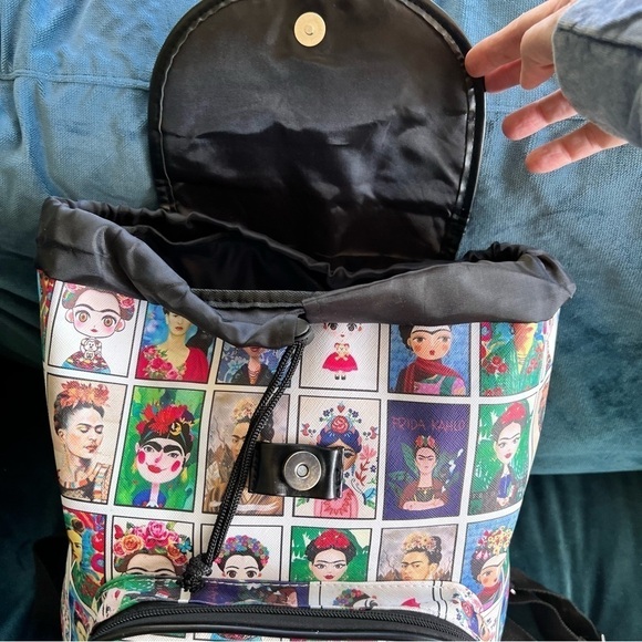 FRIDA KAHLO CARICATURE PORTRAIT LARGE BACKPACK NWOT - Picture 2 of 6